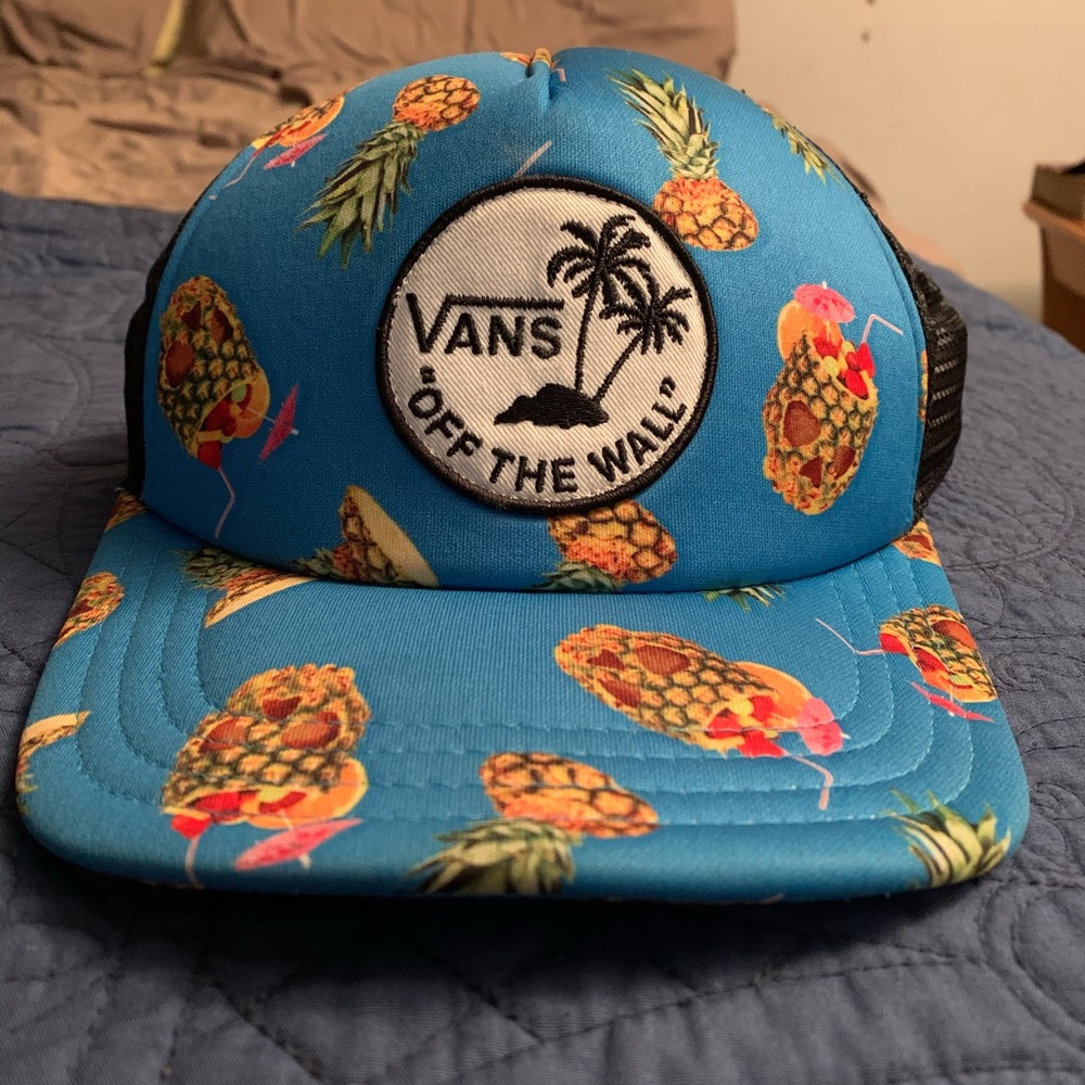 Vans Pineapple Skull Trucker Hat